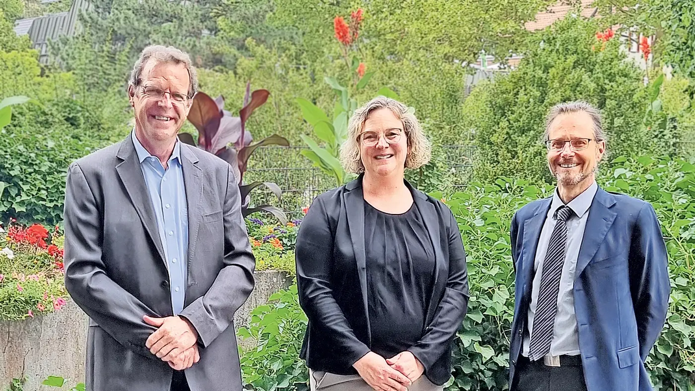 Ein Foto von Daniela Fiedler zusammen mit Thomas Lochmann und Dr. Norbert-Jakob Ferch.
