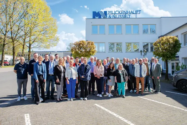 Gruppenfoto der Mitglieder des Widerspruchsausschüsses Muckenhaupt & Nusselt.